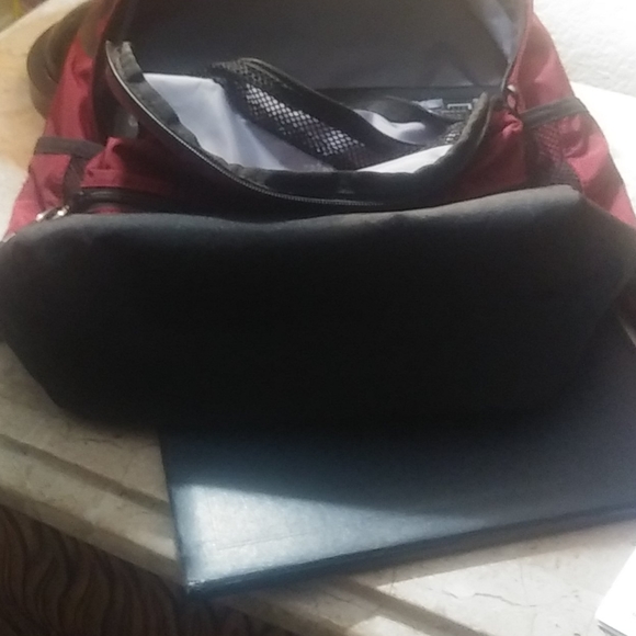 Backpack - Picture 8 of 8